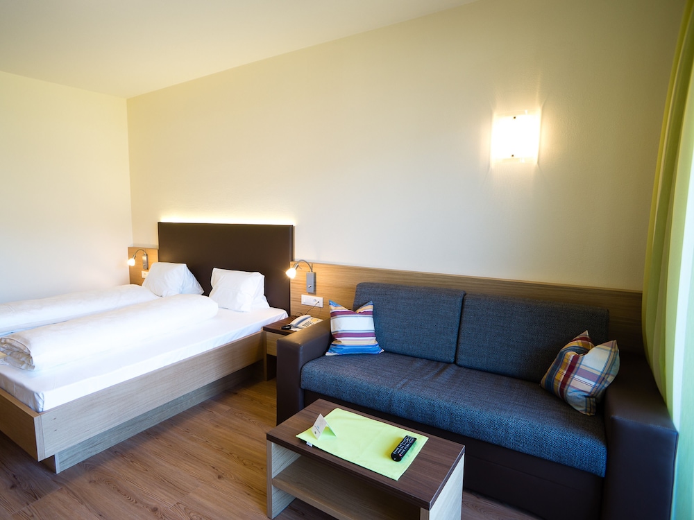 Double Room, Valley View