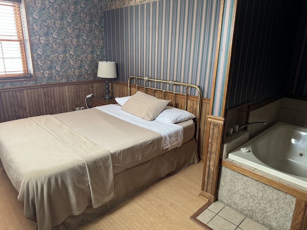 Room 100