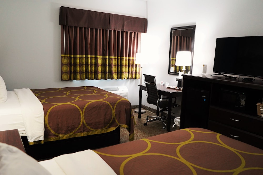 Standard Room, 2 Queen Beds photo 2