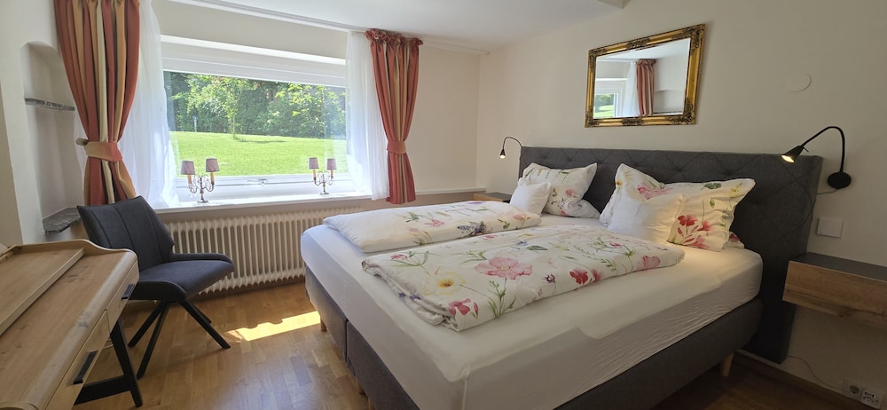 Comfort Suite photo 1