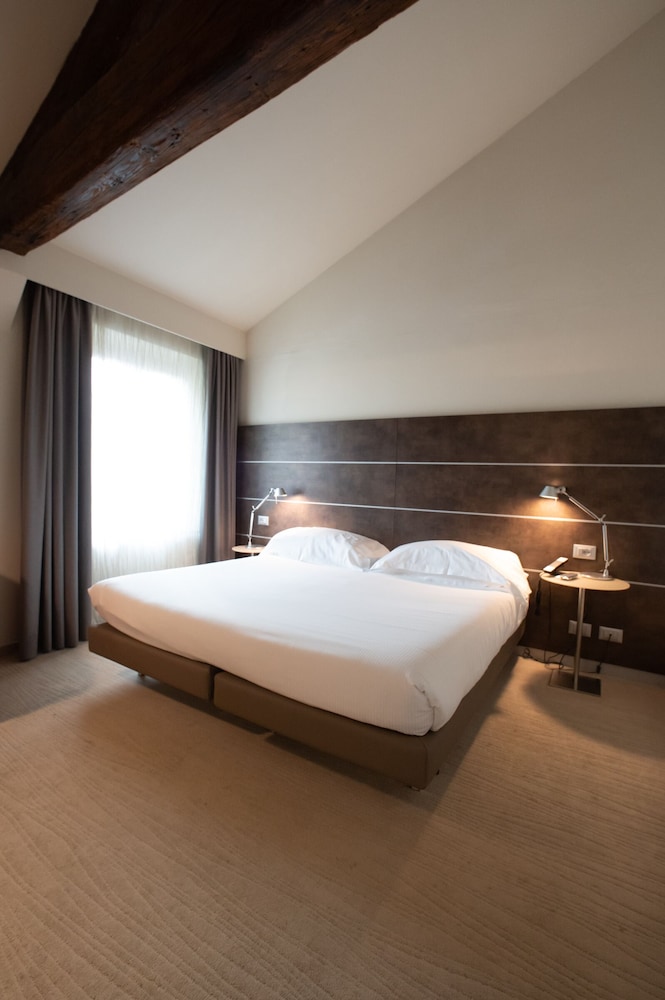 Classic Double Room - Photo 2