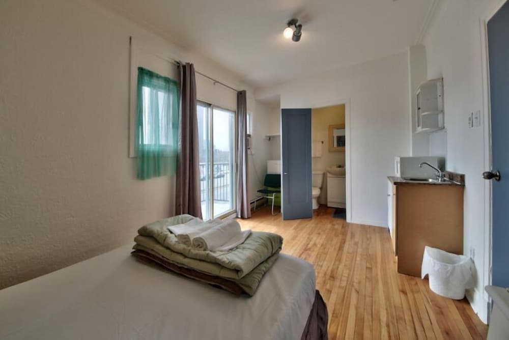Deluxe Double Room, 1 Queen Bed, City View