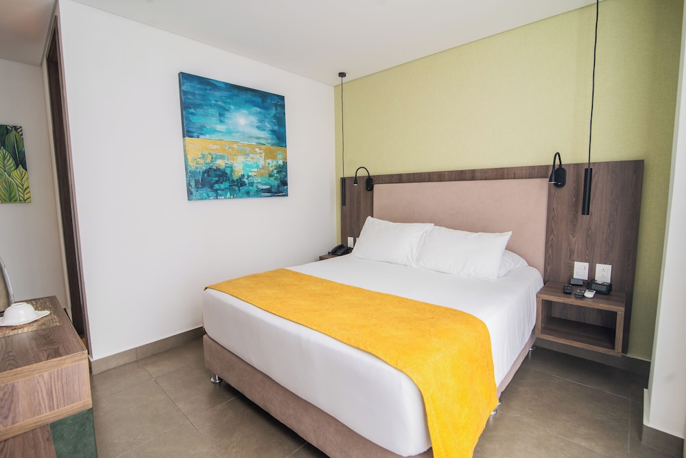 Business Room, 1 Double Bed, Non Smoking - No view photo 1