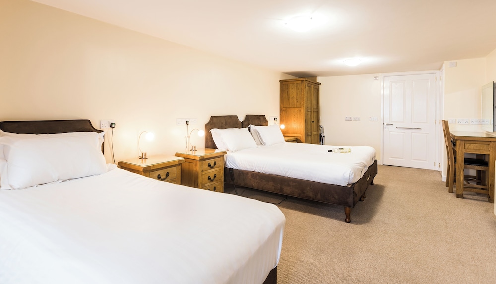 Superior Triple Room, Accessible, Annex Building (No pets) photo 2