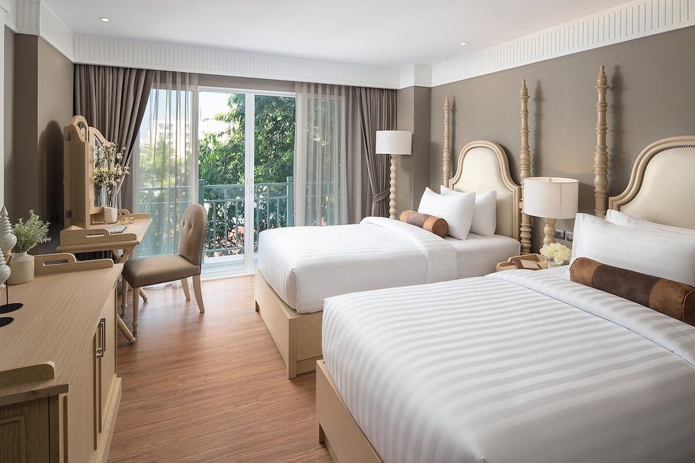 Riverside Deluxe Twin Room