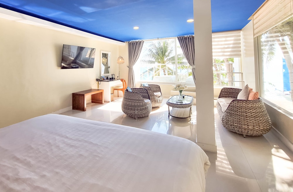 OCEANVIEW SUITE photo 1