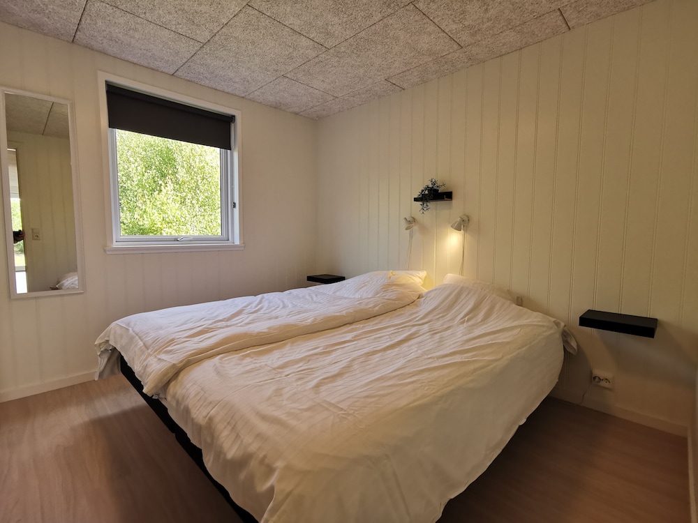 House, 3 Bedrooms, Smoking, Balcony photo 1