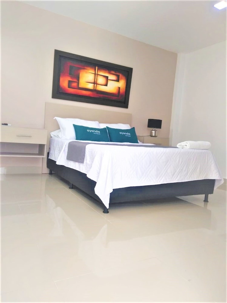 Premium Double Room Single Use, 1 Double Bed, Non Smoking photo 3