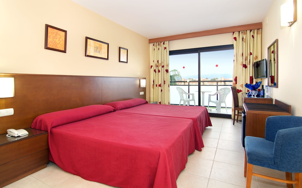 Standard Room (2+2)