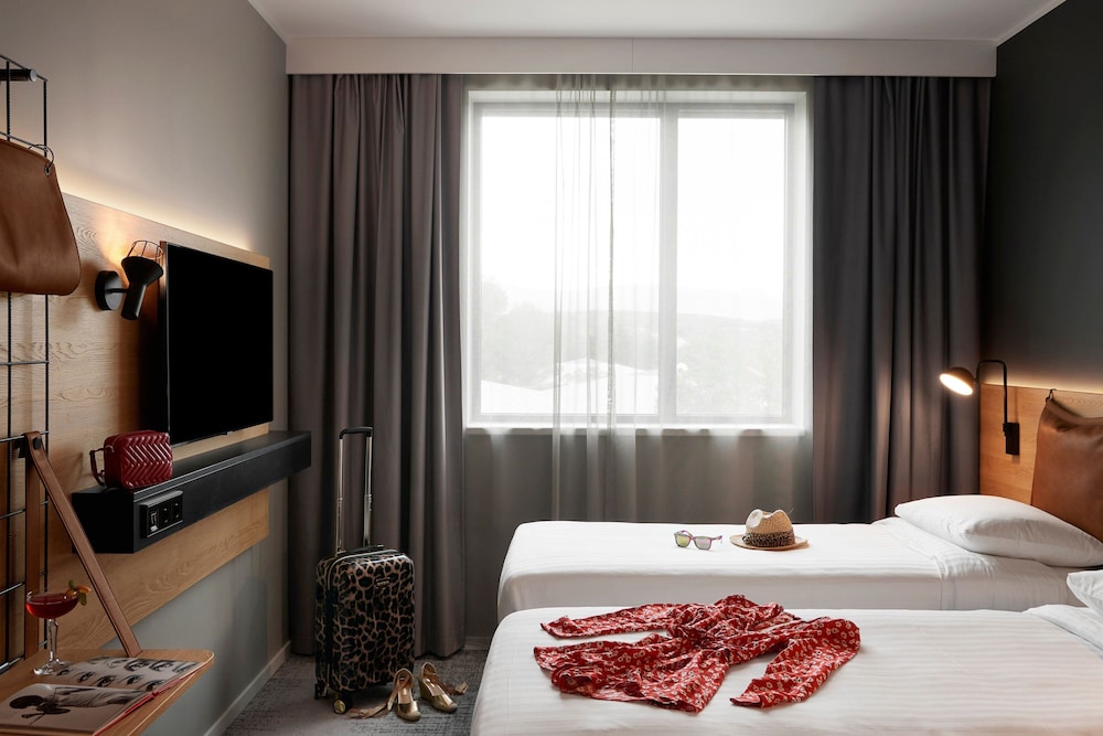 Room, 2 Twin Beds - Photo 1