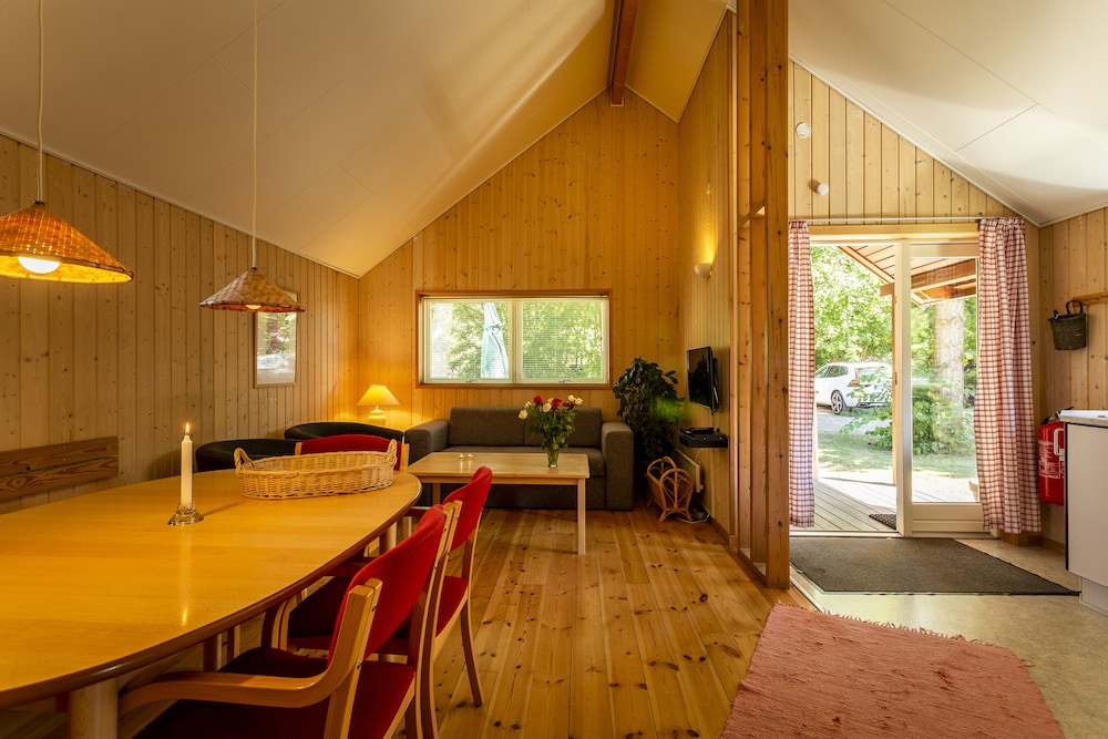 Family Cottage photo 2