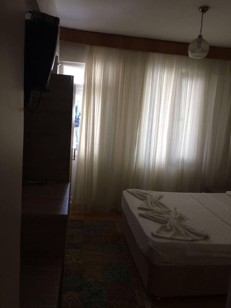 Double or Twin Room photo 2