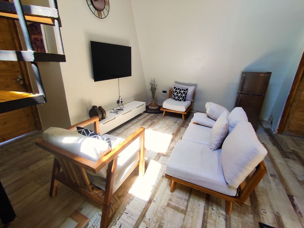 Super Luxury Family Cottage with Private