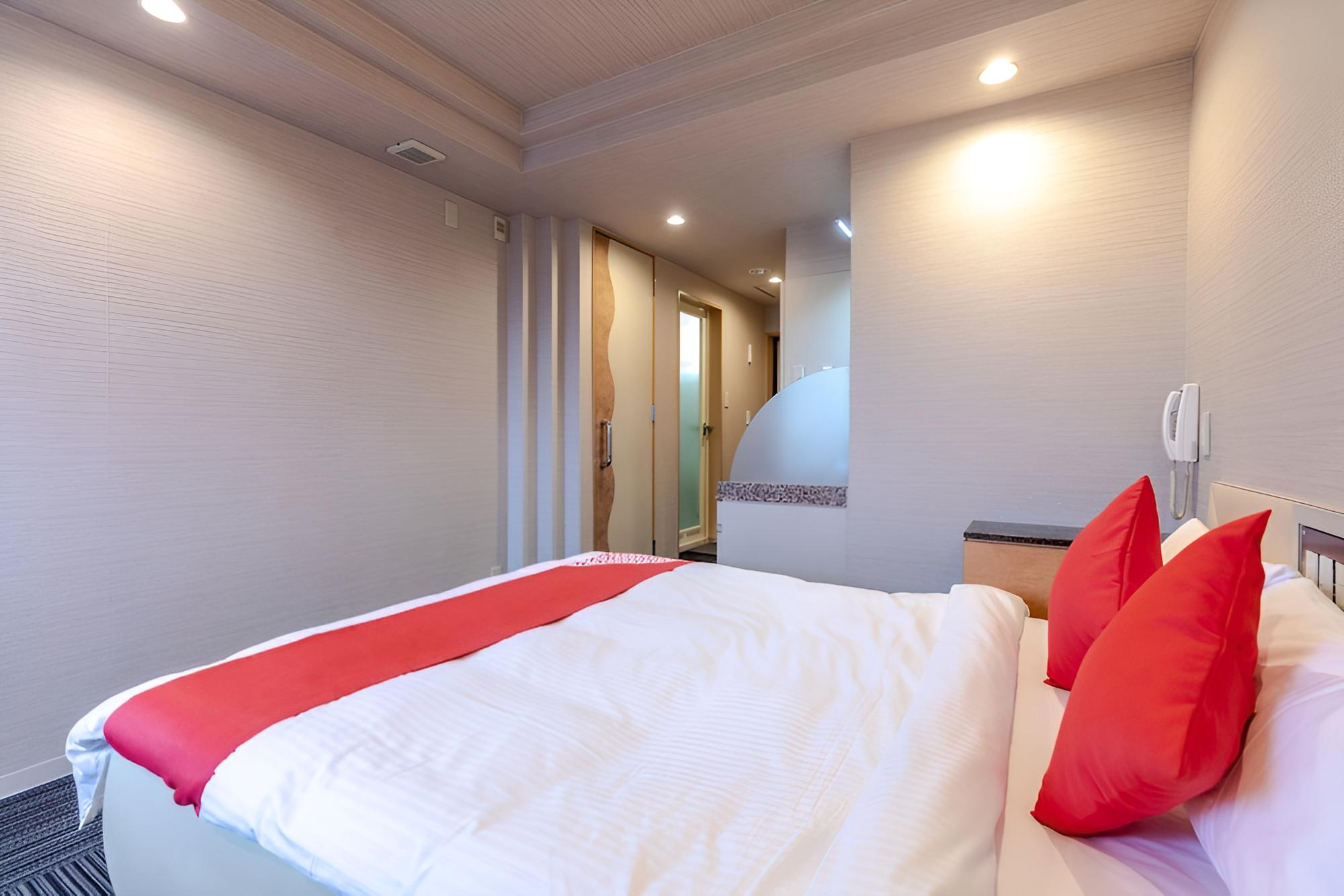 Double Room, Smoking photo 2