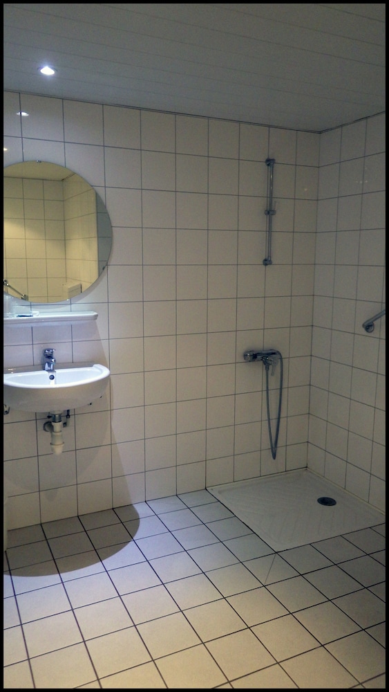 Classic Twin Room, 2 Twin Beds, Mountain View - Photo 9