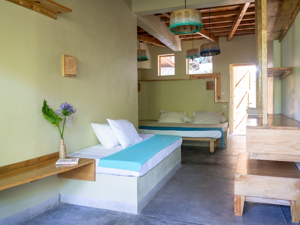 Comfort Triple Room, Garden View photo 2