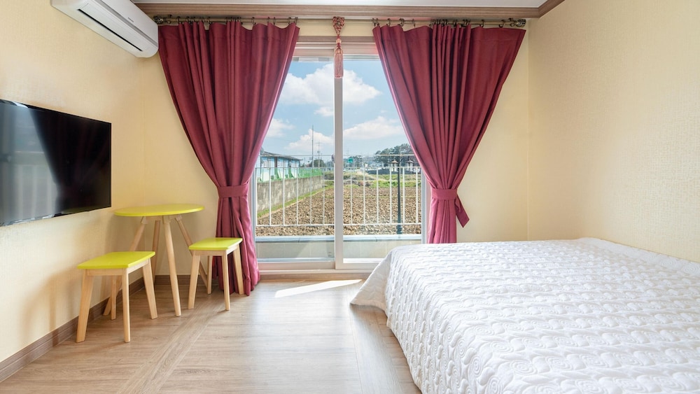 Basic Room, 1 Bedroom (Sole 102(BBQ)) - Photo 10
