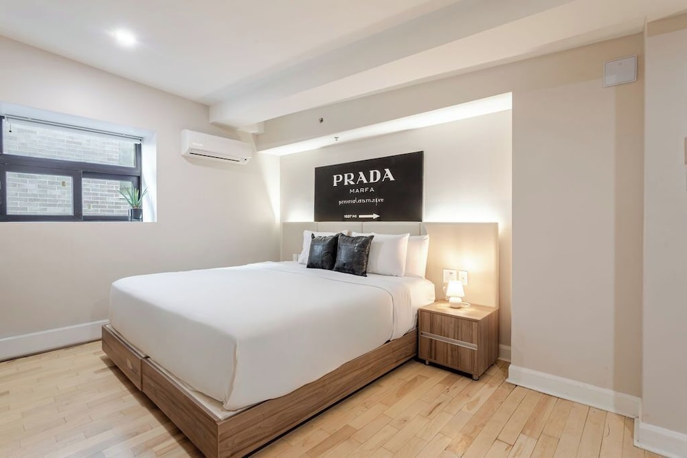 Deluxe Room, 2 Queen Beds - Photo 10