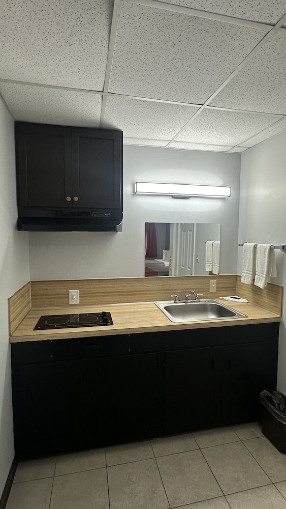 Standard Room, 2 Double Beds, Non Smoking, Kitchenette photo 1