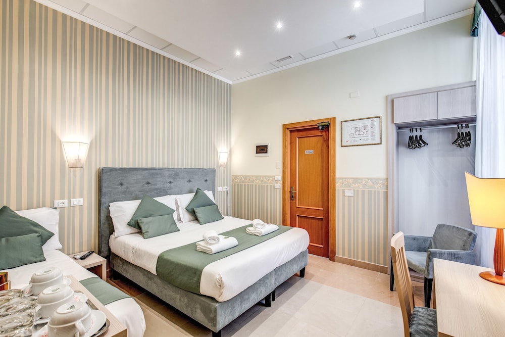 Triple Room photo 2