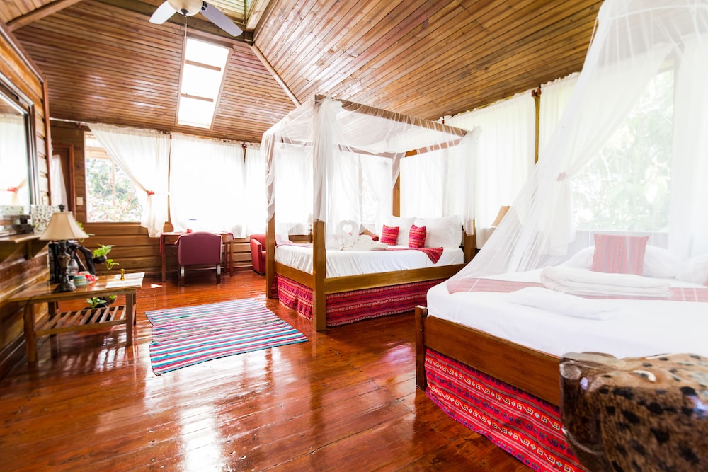 Deluxe Cabin photo 1