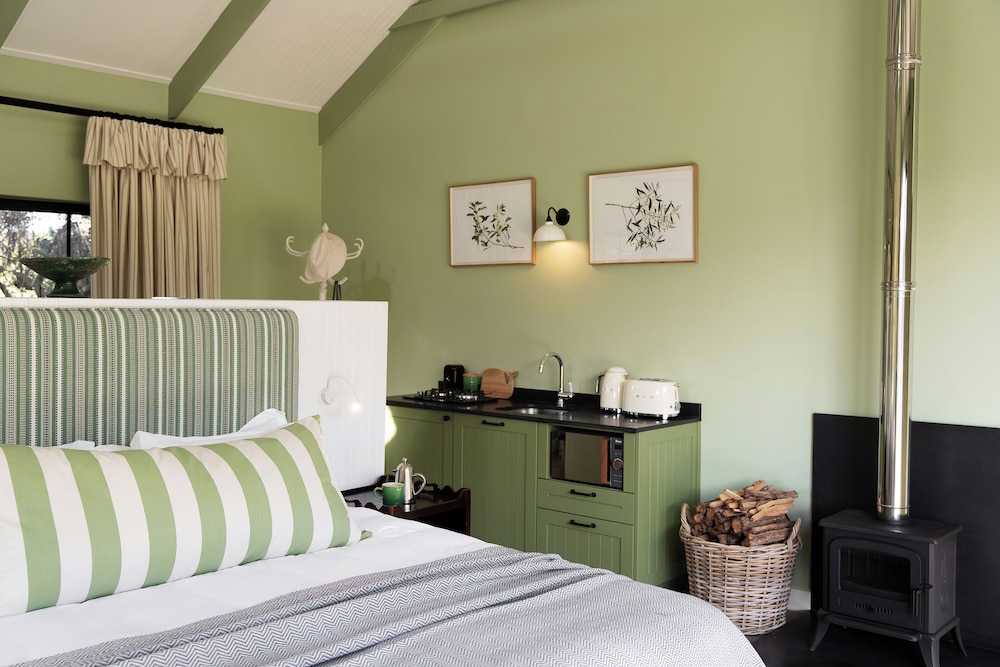 Leeward Suite photo 1
