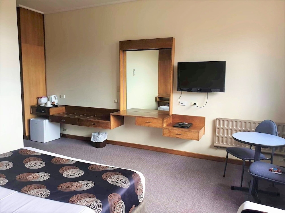 Budget Triple Suite photo 3