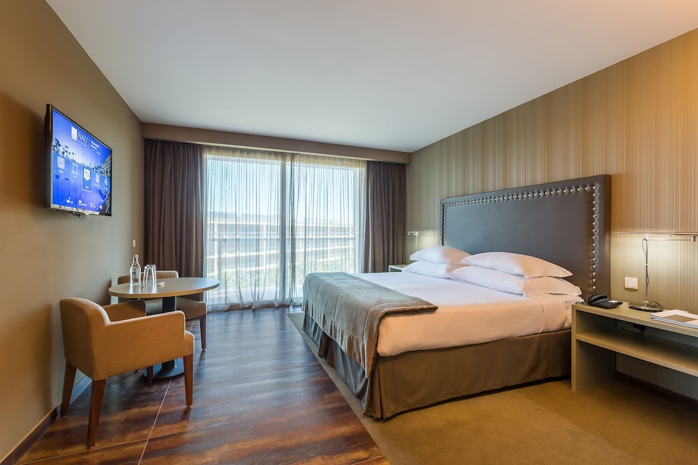 Family Suite, Balcony (Resort) thumbnail 5