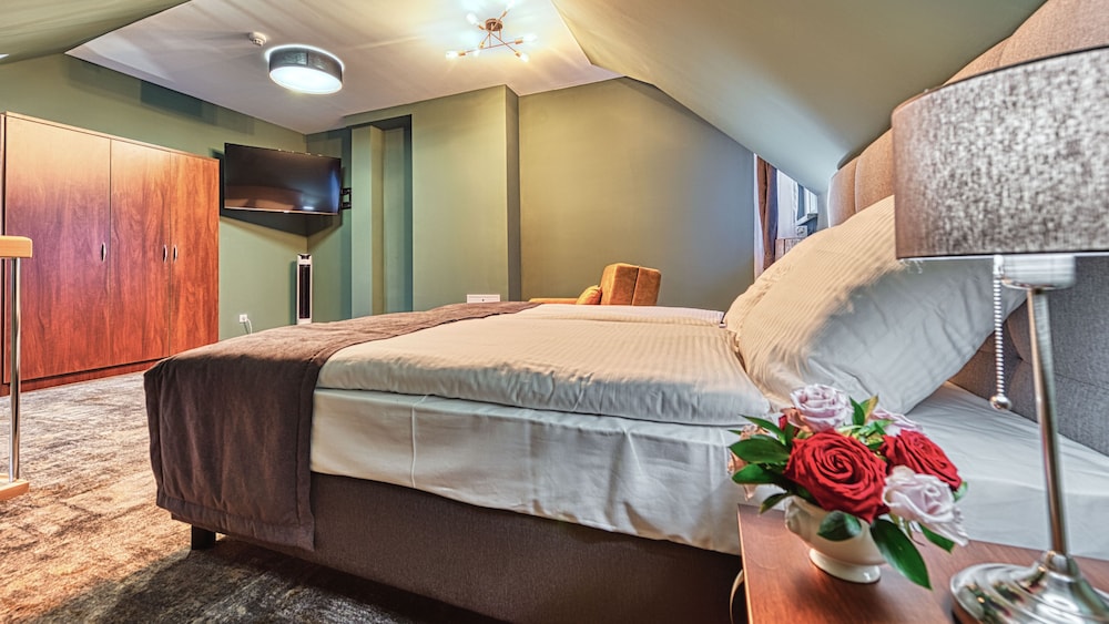 Deluxe Triple Room photo 2