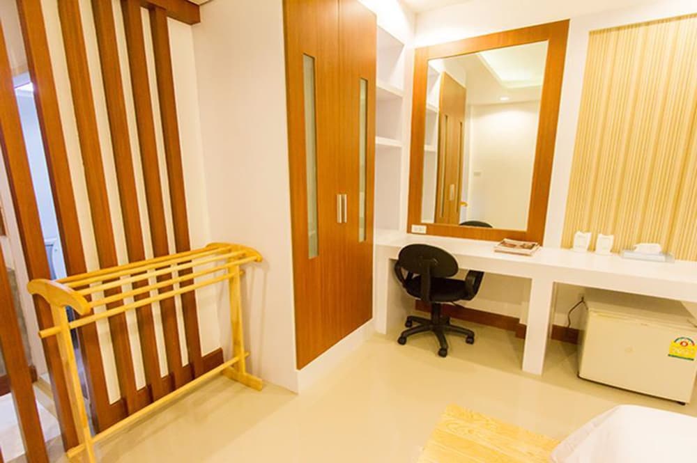 Deluxe Double Room photo 2