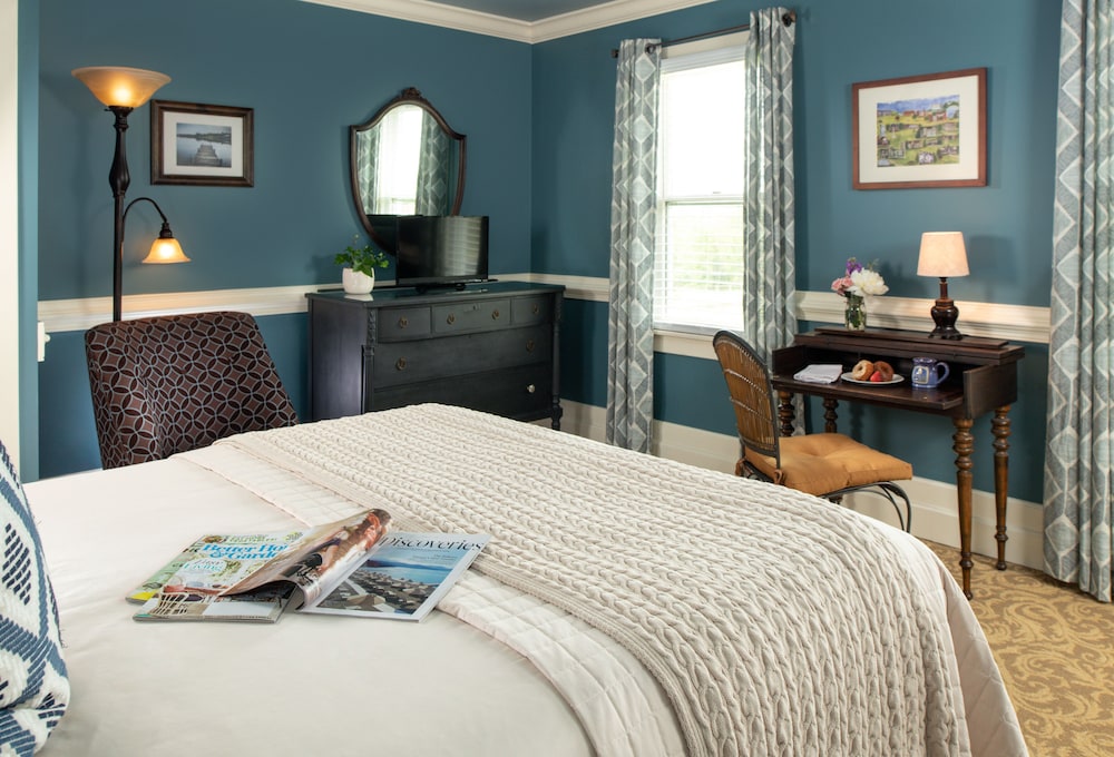 Room, 1 Queen Bed, Private Bathroom photo 2