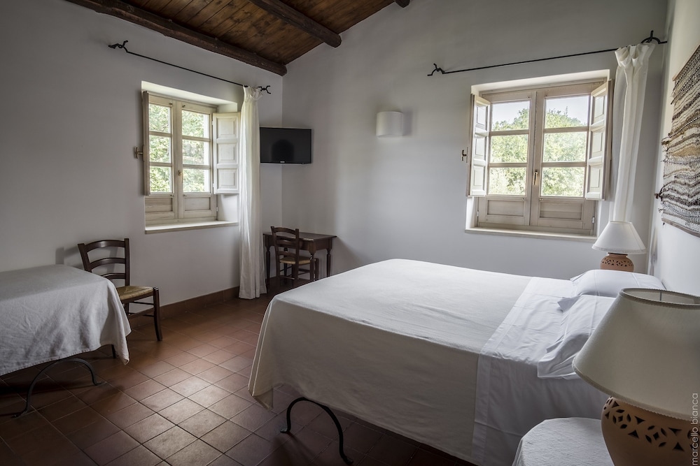 Triple Room - Photo 1