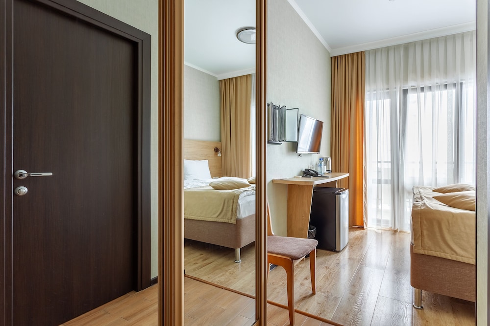 Standard Double Or Twin Room photo 2