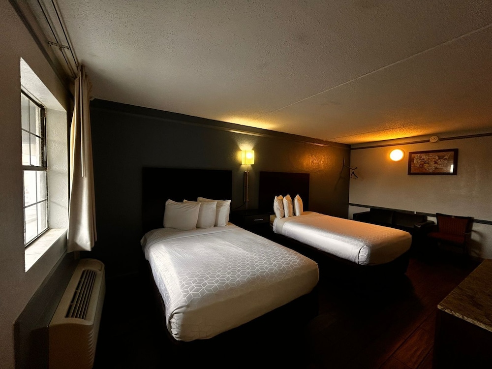 Room, 2 Queen Beds