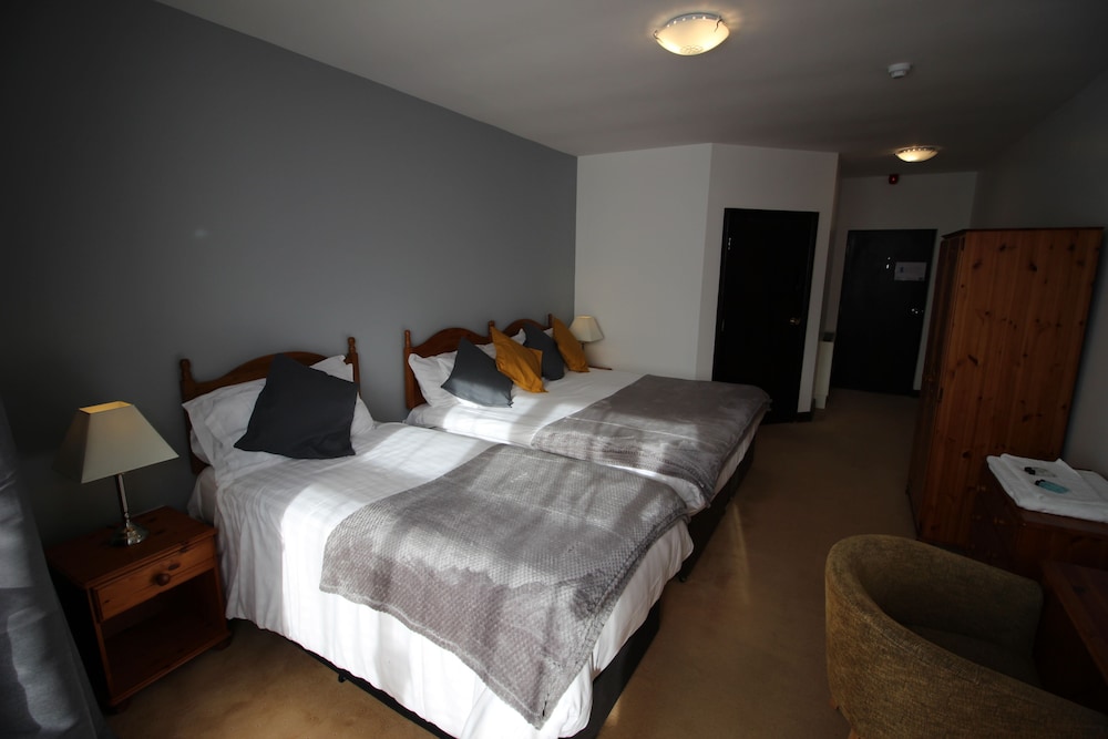 Family Triple Room, Multiple Beds, Non Smoking photo 3