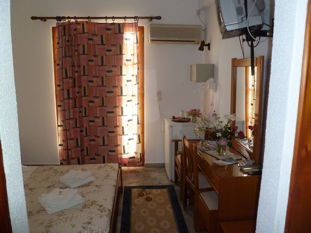 Standard Room, Beach View photo 1
