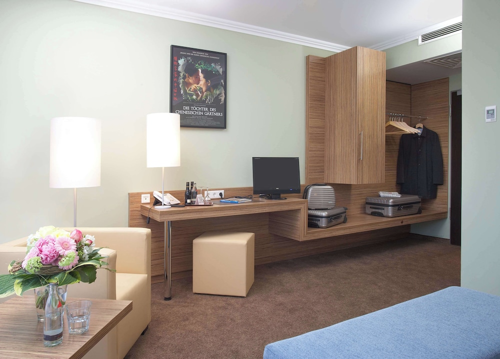 Business Room, 2 Twin Beds - Photo 2