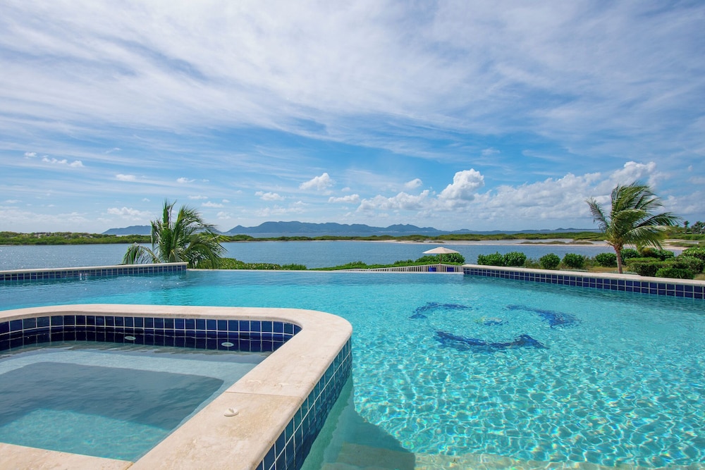 Luxury Villa, 5 Bedrooms, Private Pool (Mystique) photo 2