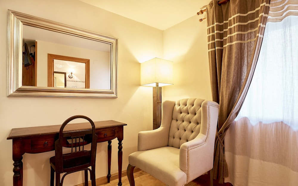Basic Double Room, Balcony (Exterior) photo 2