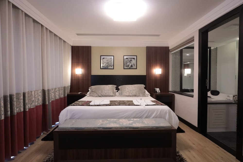 Suite Master Vista Piscina - Photo 1