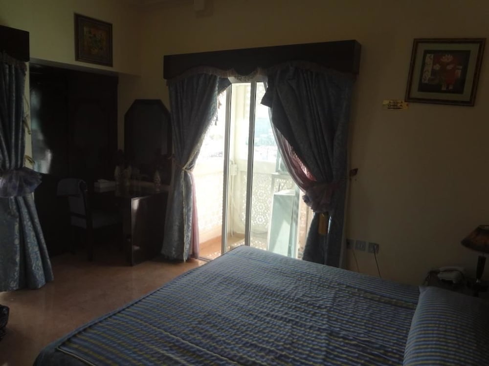 Standard Double or Twin Room photo 1