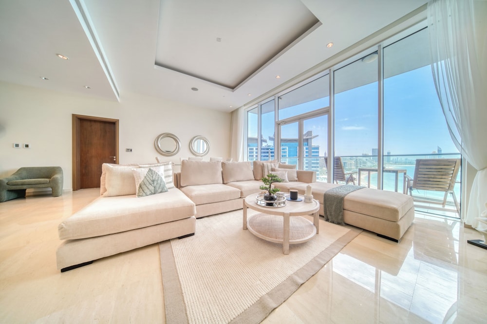 Luxury Apartment, 1 Bedroom, Beach View photo 1