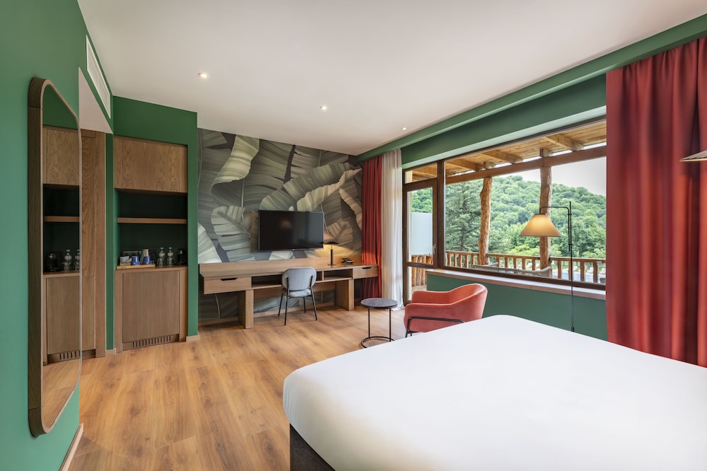 Superior Room, 1 King Bed