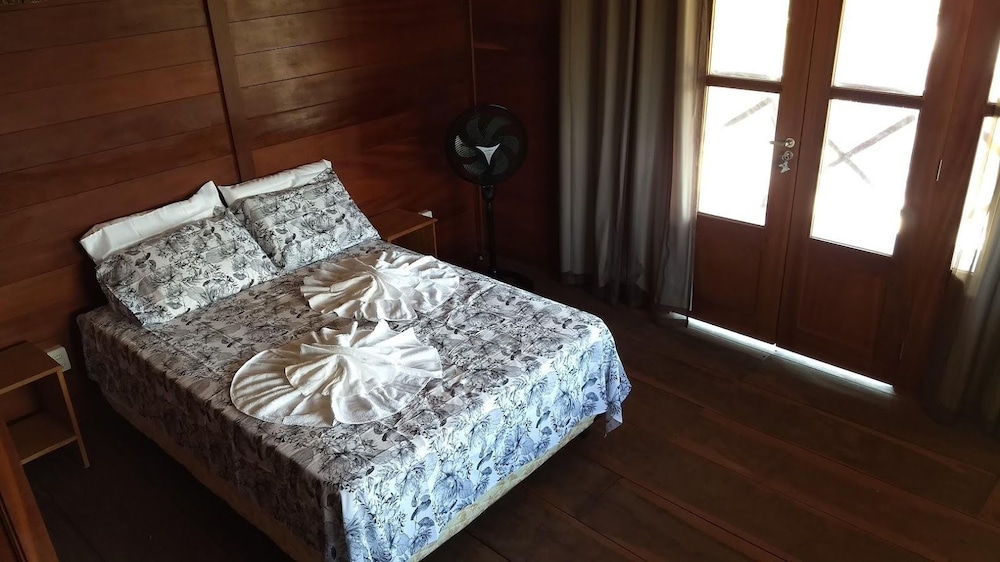 Basic Bungalow, Multiple Beds photo 3