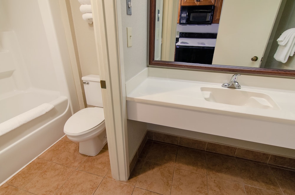 Executive Suite, Oceanfront - Photo 7