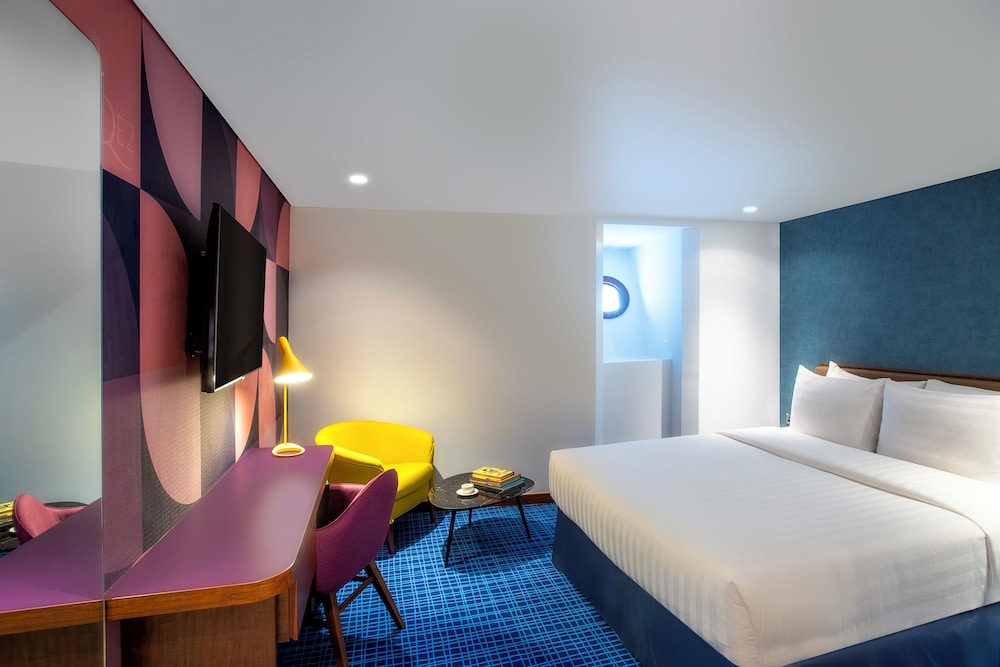 Deluxe Room, 1 Double Bed photo 2