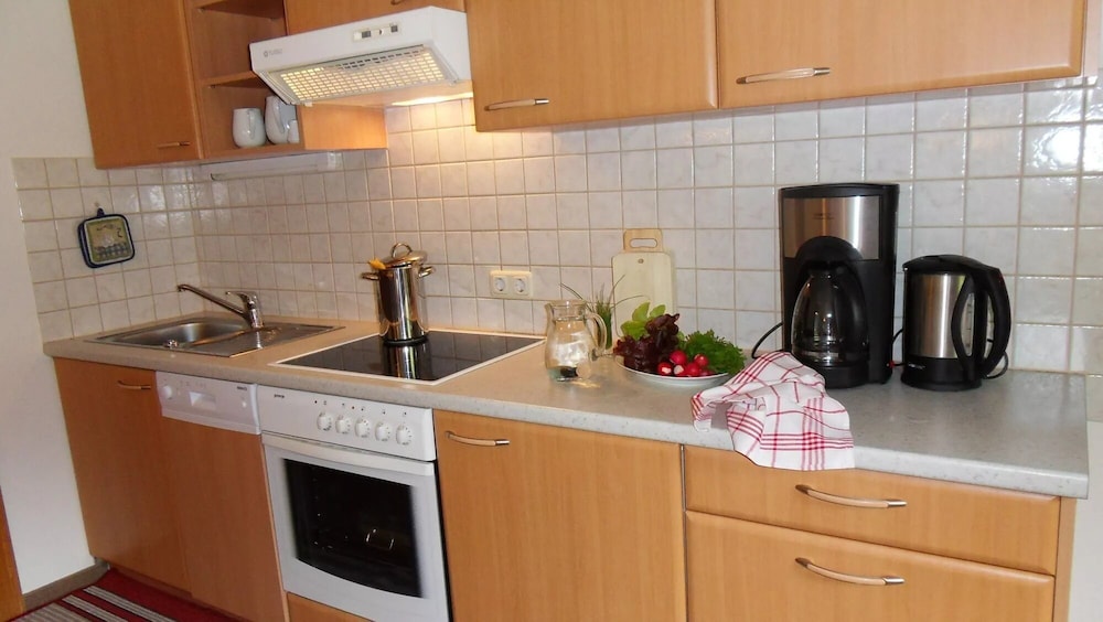 Apartment photo 2