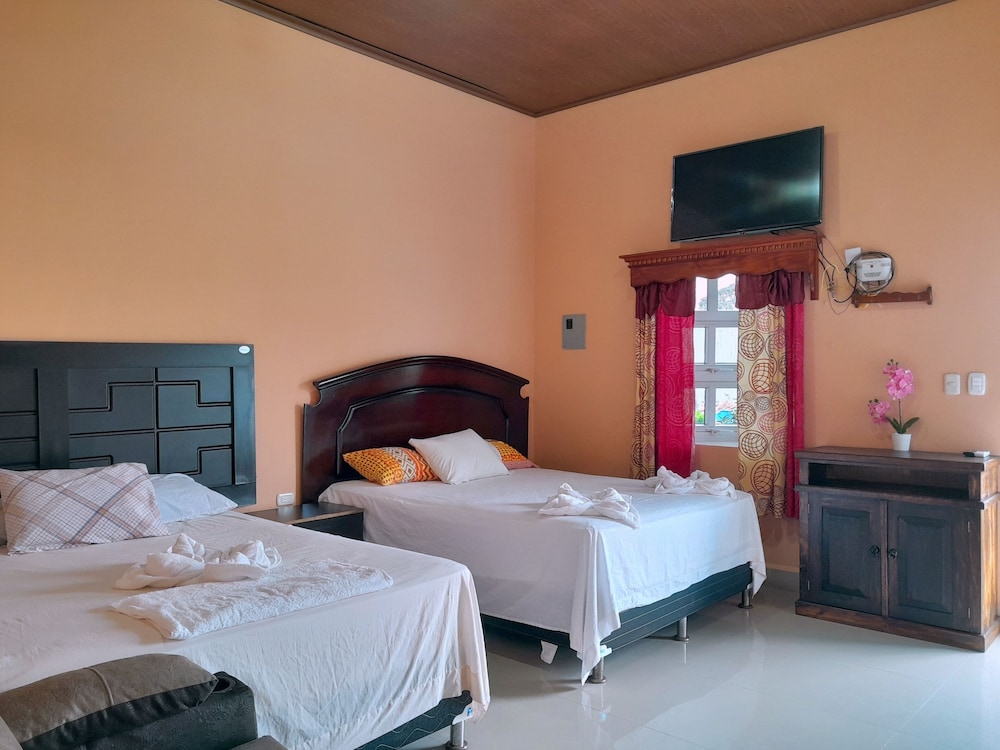 Deluxe Double Room, Patio, Garden View photo 3