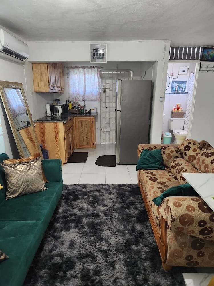 Comfort Apartment, 1 Queen Bed with Sofa bed photo 2