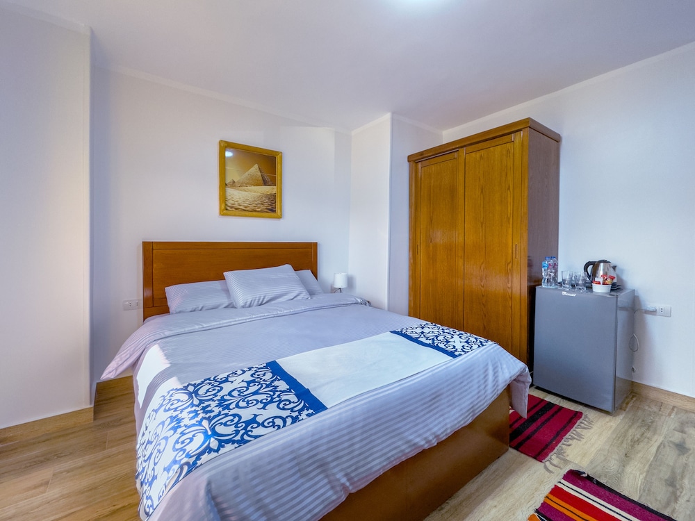 Royal Single Room